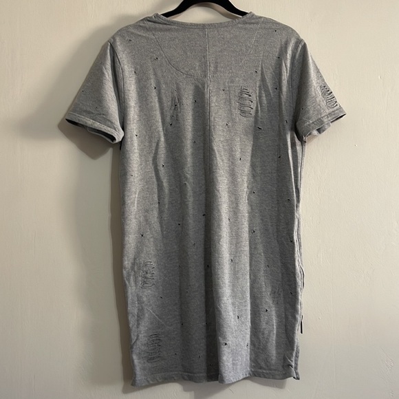 UNKNOWN New York Requiem T-shirt - Picture 7 of 8